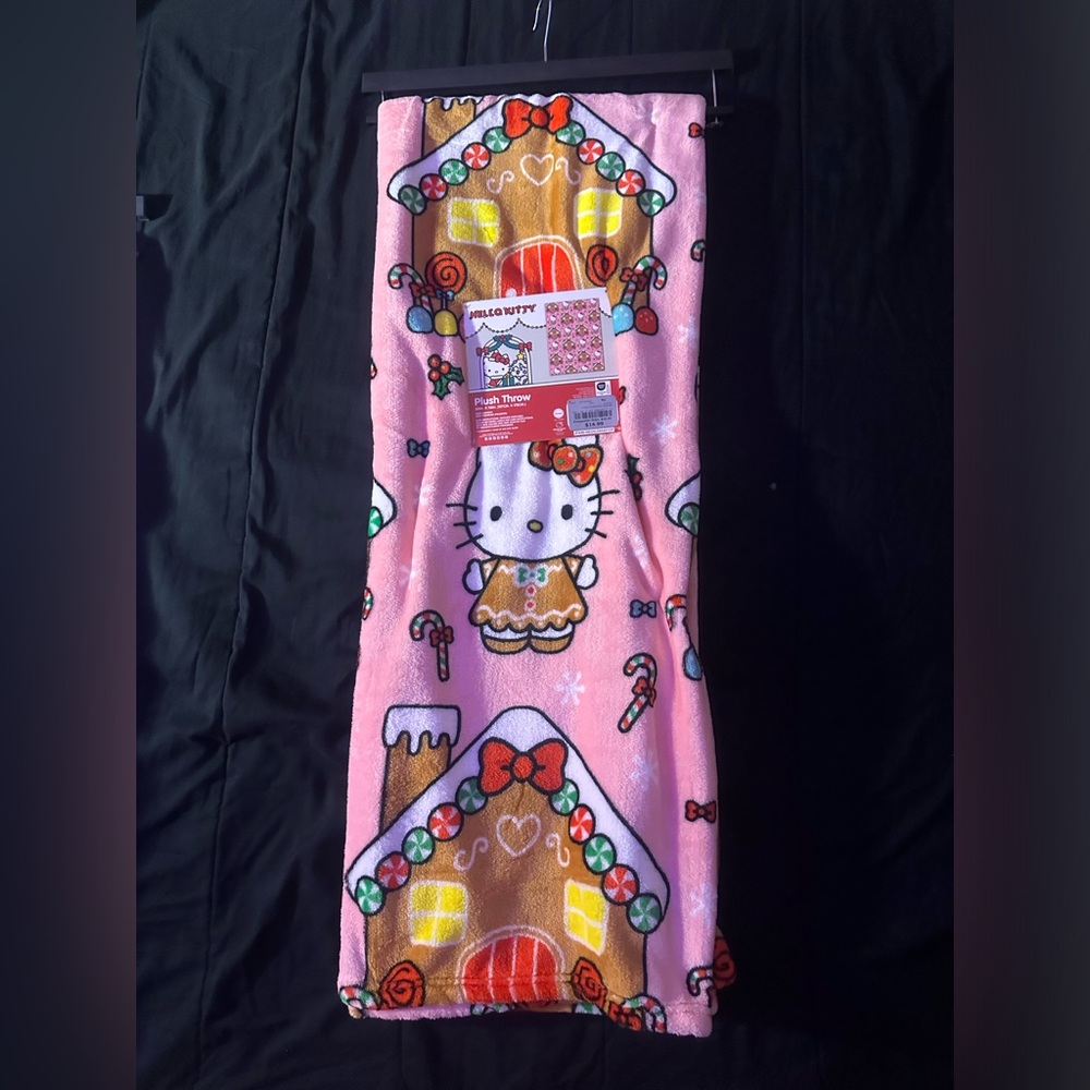 Hello Kitty Christmas Pink Gingerbread Plush Throw 50x70 Viral Blanket Brand New